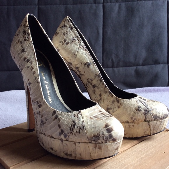 [SOLD] House Of Harlow Norah Snake Court Heels - Picture 2 of 8